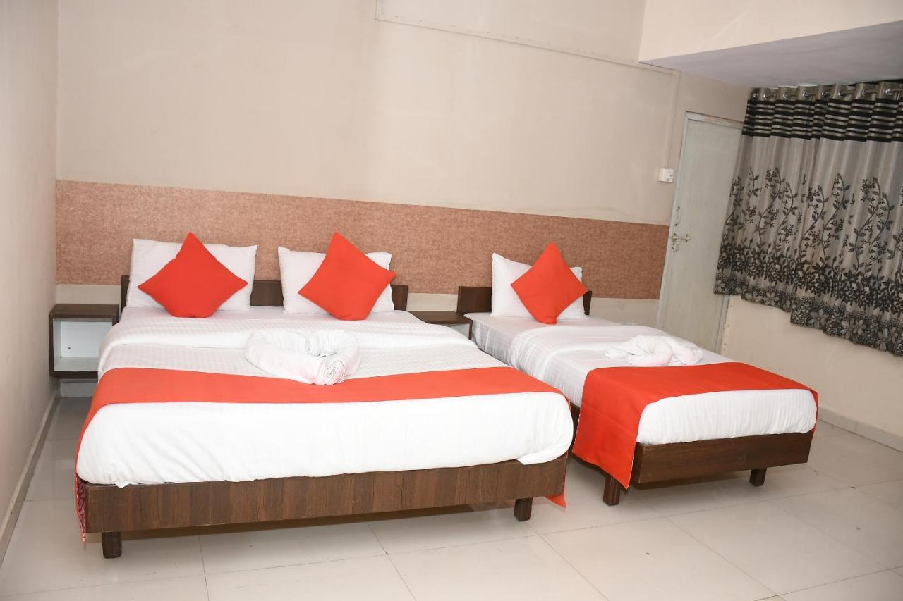 Hotel Nawanagar Residency Jāmnagar Extérieur photo