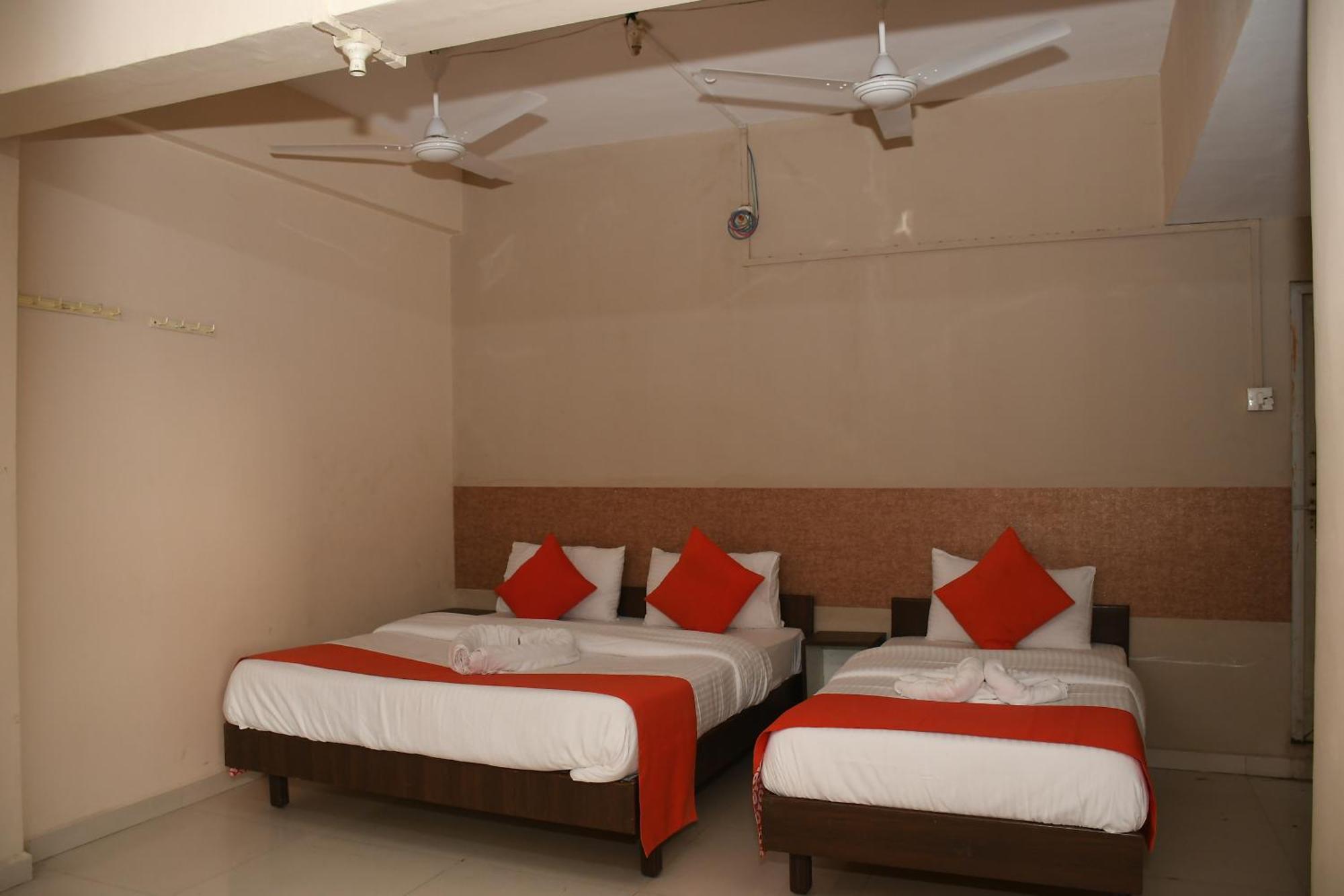 Hotel Nawanagar Residency Jāmnagar Extérieur photo